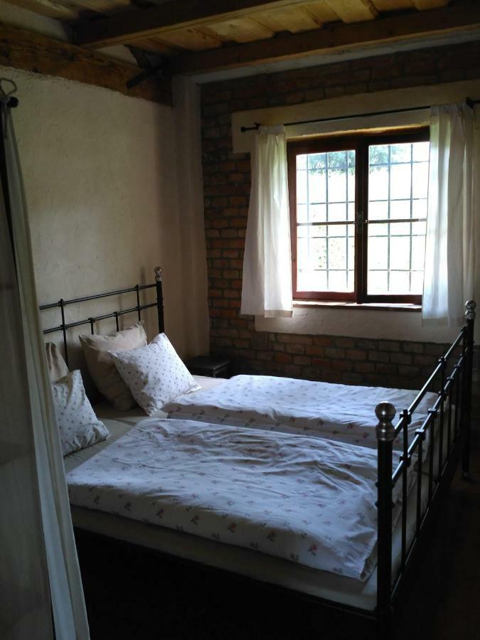 Penzion u sluníčka Mikulov Exterior foto